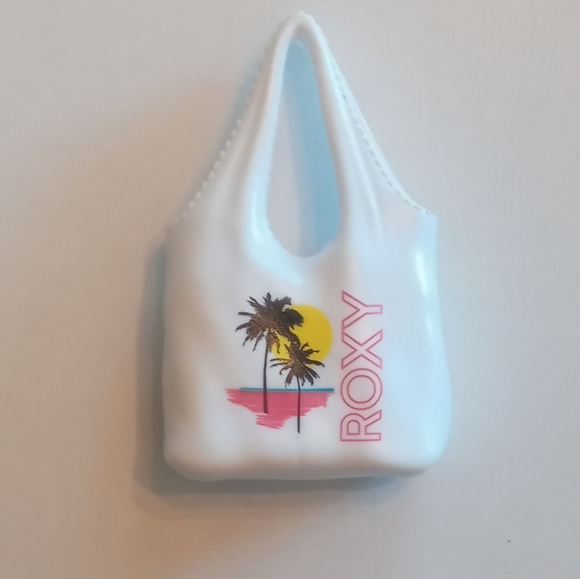 Barbie Doll Beach Wear Accessories Lot Roxy Handbag Purse purple dress sun hat - Picture 4 of 8